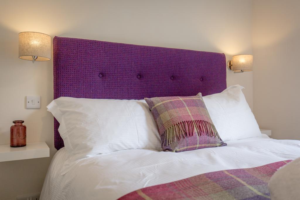 The Wee Thistle Edinburgh Exterior photo